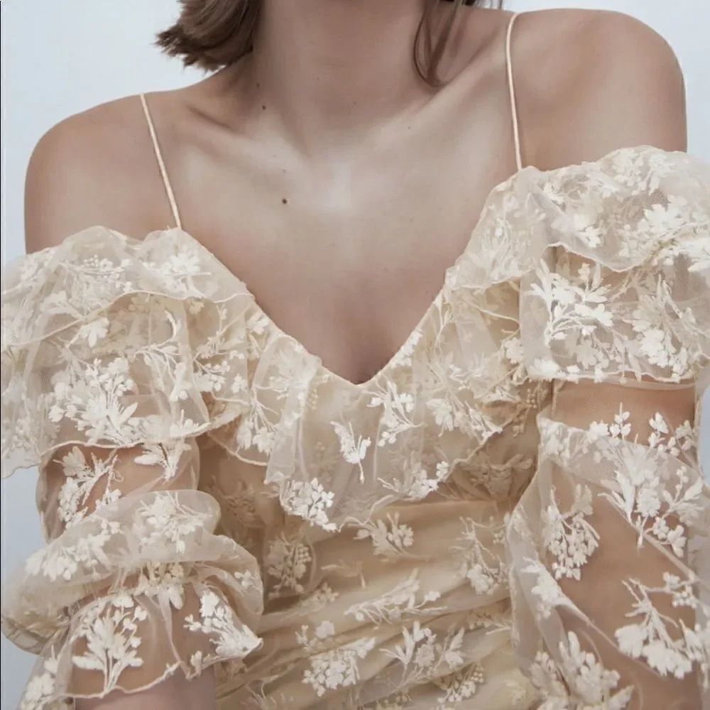 ZARA EMBROIDERED RUFFLED BLOUSE - Picture 8 of 11